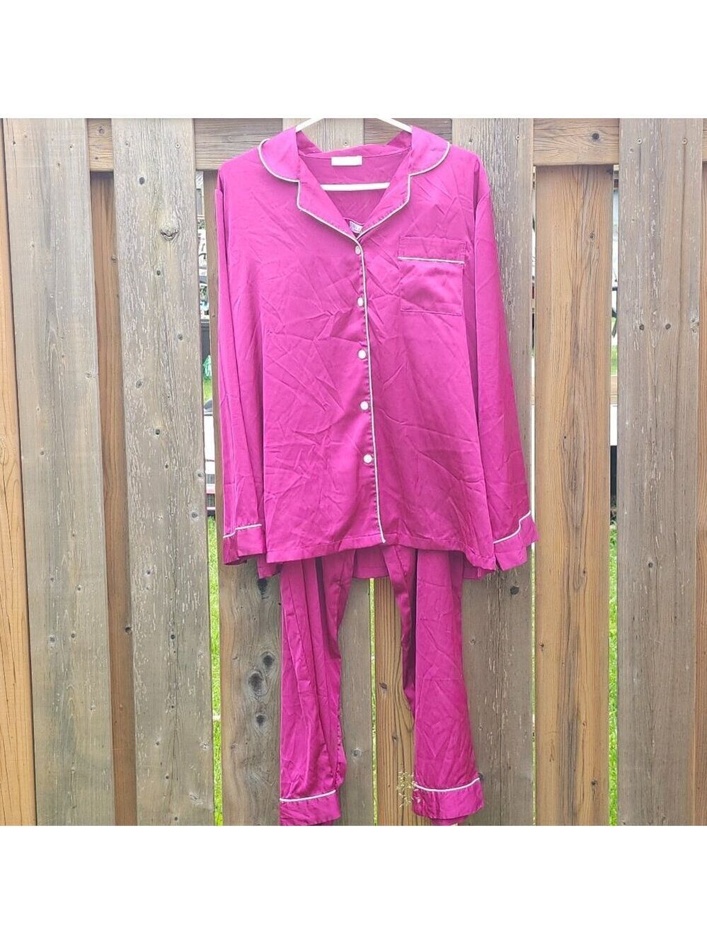 Ekouaer Long Sleeve Silk Feel Satin Pajamas Set Size XL Majenta